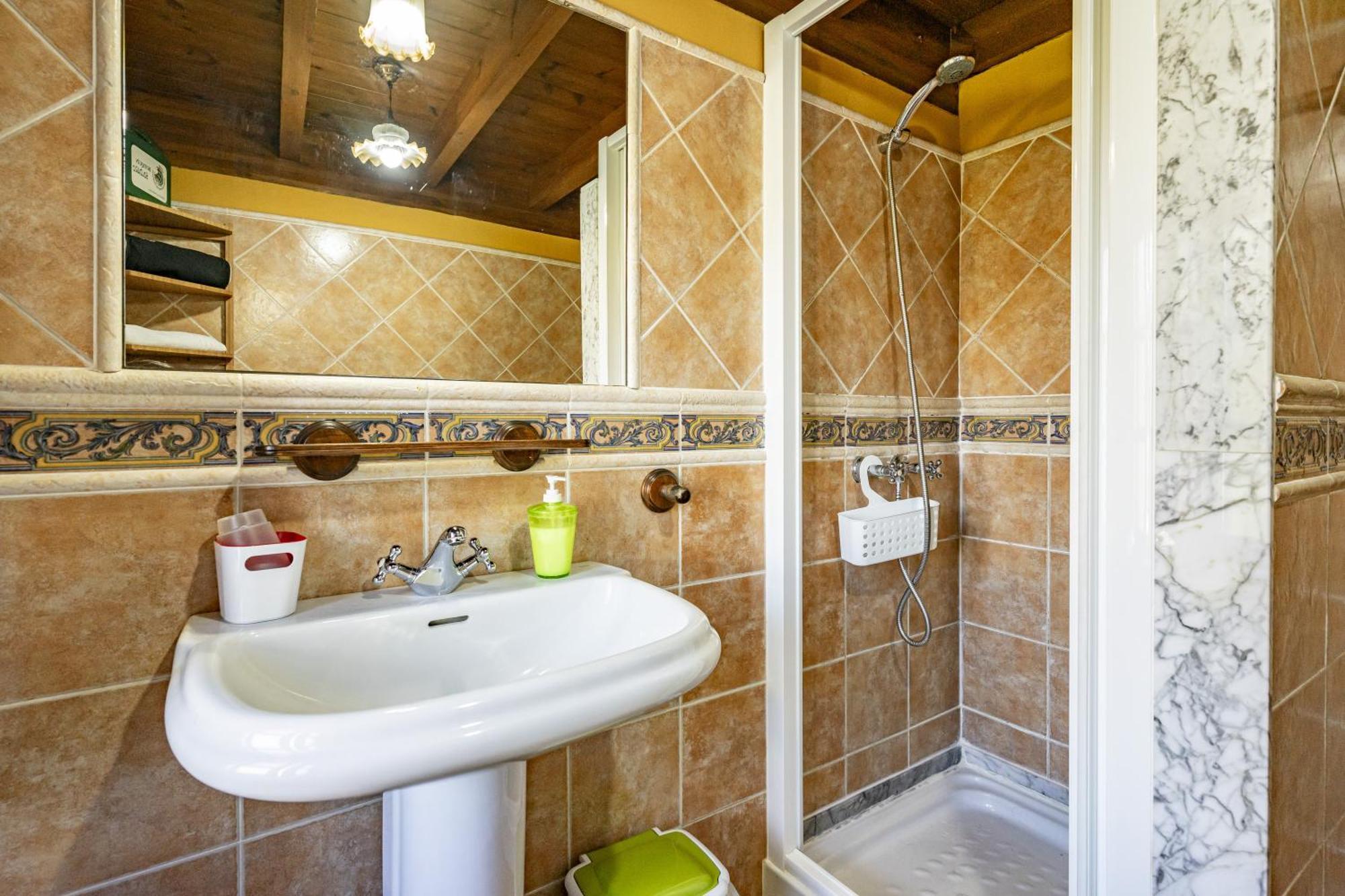 Casa Raquel Guest House เมสตัส เด กอน ภายนอก รูปภาพ